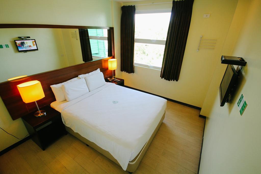 Go Hotels Bacolod Exteriér fotografie